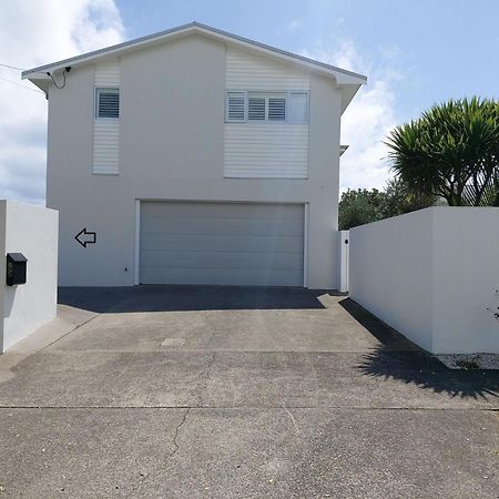 Surf Fitzroy Pet Friendly Villa New Plymouth Eksteriør billede